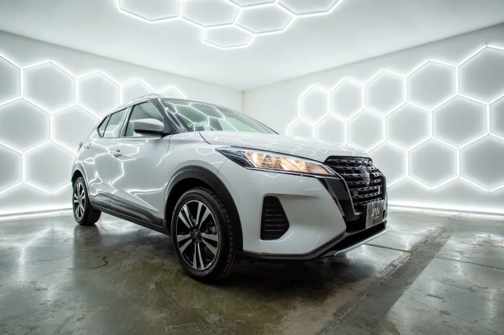 NISSAN KICKS ADVANCE 2023