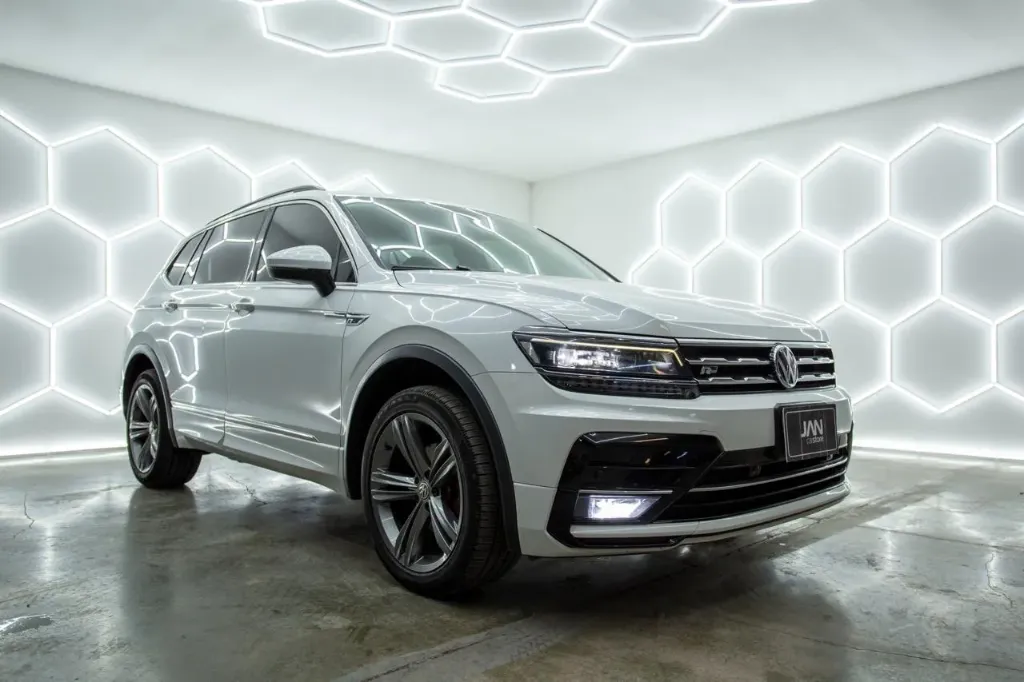 VOLKSWAGEN TIGUAN R-LINE 2020