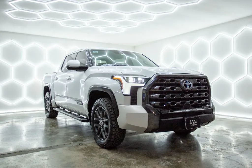 TOYOTA TUNDRA PLATINUM 2022